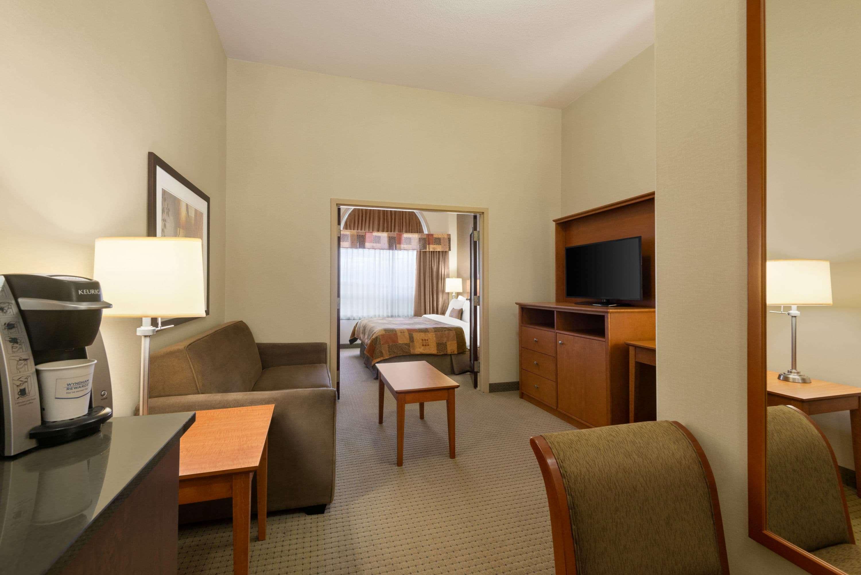 Ramada By Wyndham Drayton Valley Εξωτερικό φωτογραφία